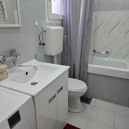 Angelina 2 ベオグラード